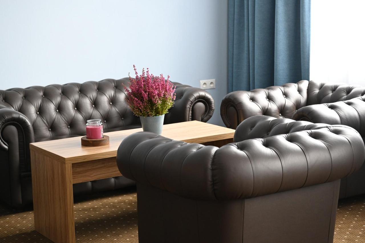 Aparthotel Legnica - Apartamenty Z Aneksem Kuchennym Extérieur photo